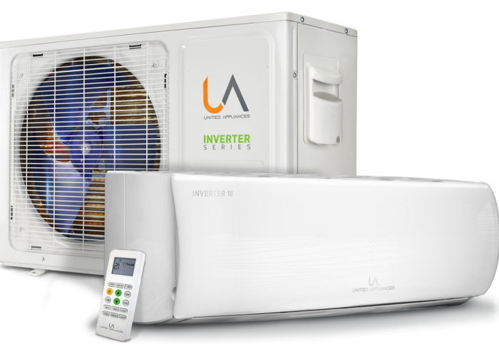Unidad interior y exterior de Minisplit Inverter Series de UA United Appliances en color blanco. La unidad interior muestra la temperatura 24 y el control remoto al frente, destacando la tecnología Inverter y el diseño moderno.